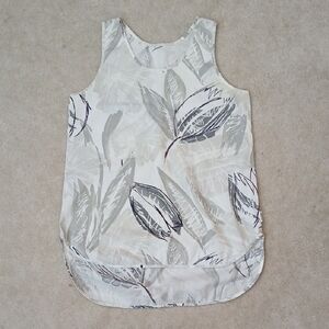 Gray Leaf Pattern Sleeveless Tank Top